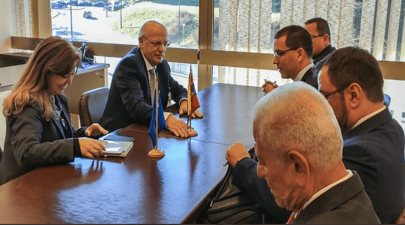 Canciller-Arreaza-sostiene-una-reunión-con-su-homologo-de-Portugal-Augusto-Santos-Silva