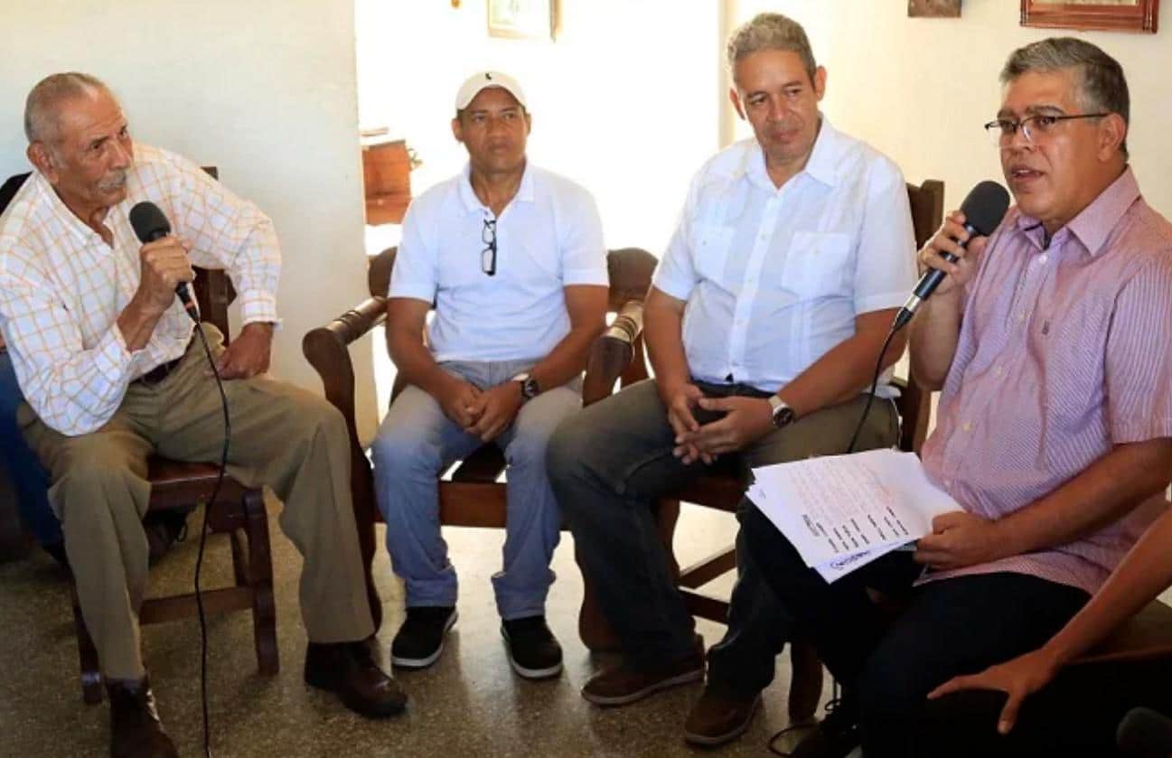 Screenshot at 23-22-49