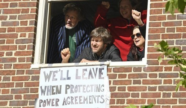 Venezuelan-embassy-protectors-Washington-DC-arrested-trial