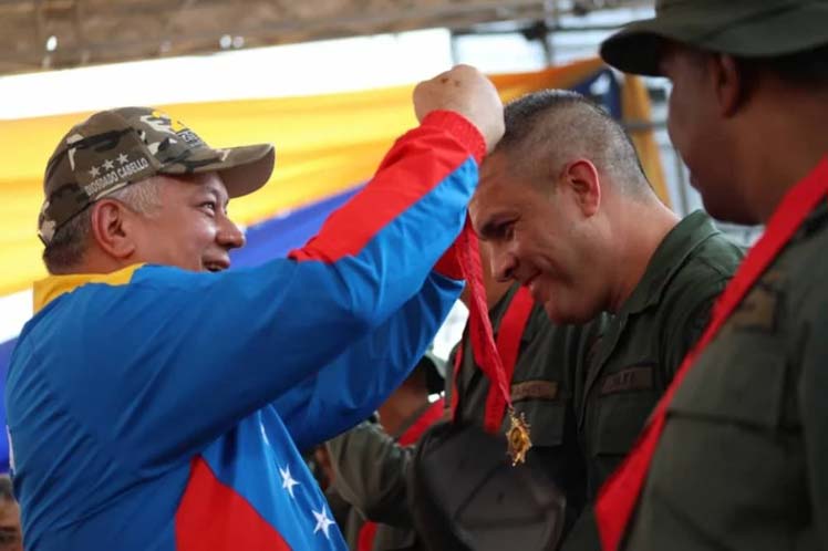 z-Venezuela-condecoracion