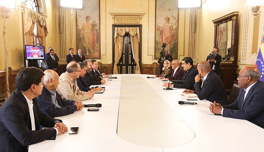 ESJHaCAX0AEpz9l-e1583211229193