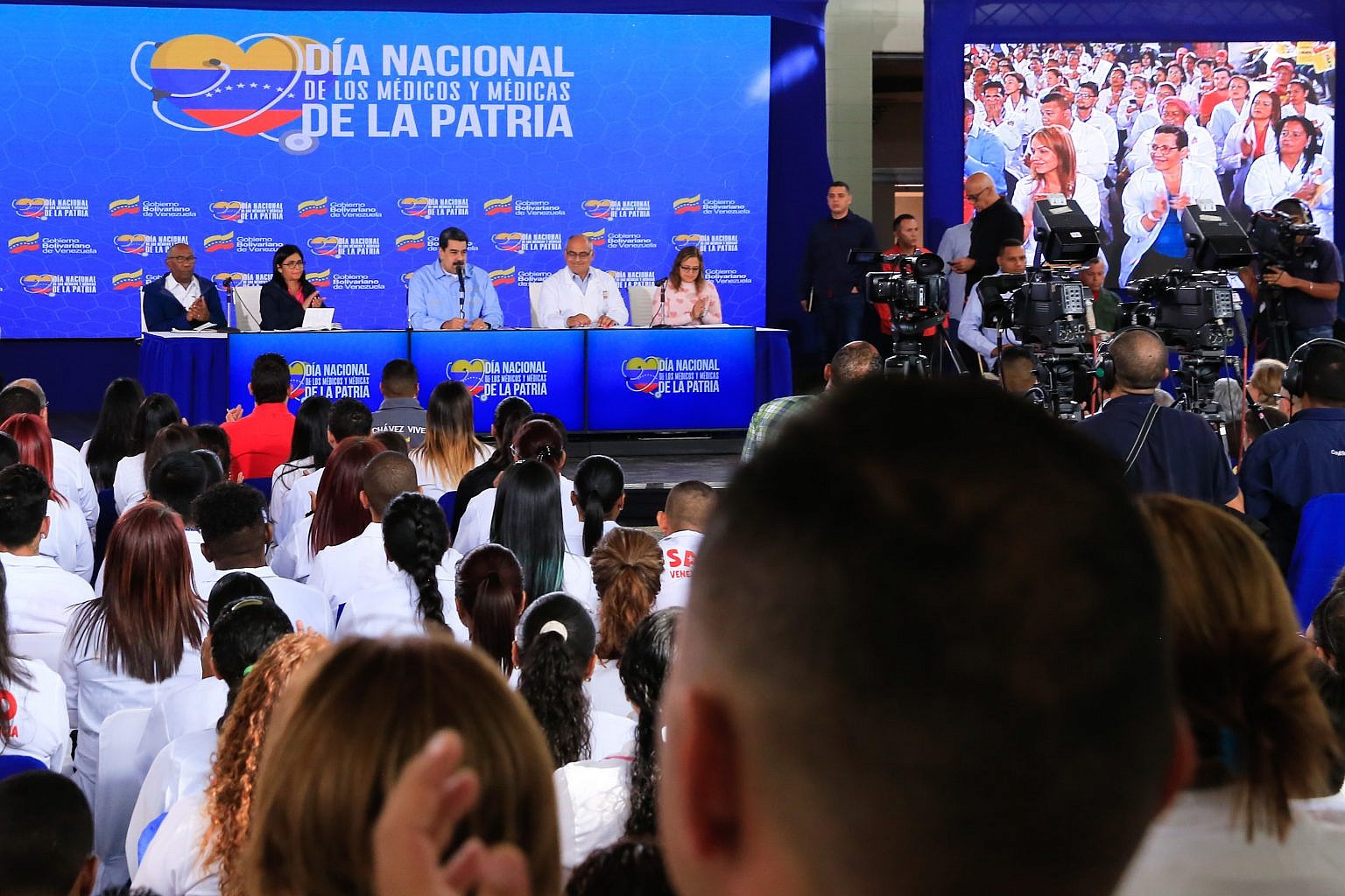 ESyLEjnUMAA0A1t-1536x1024