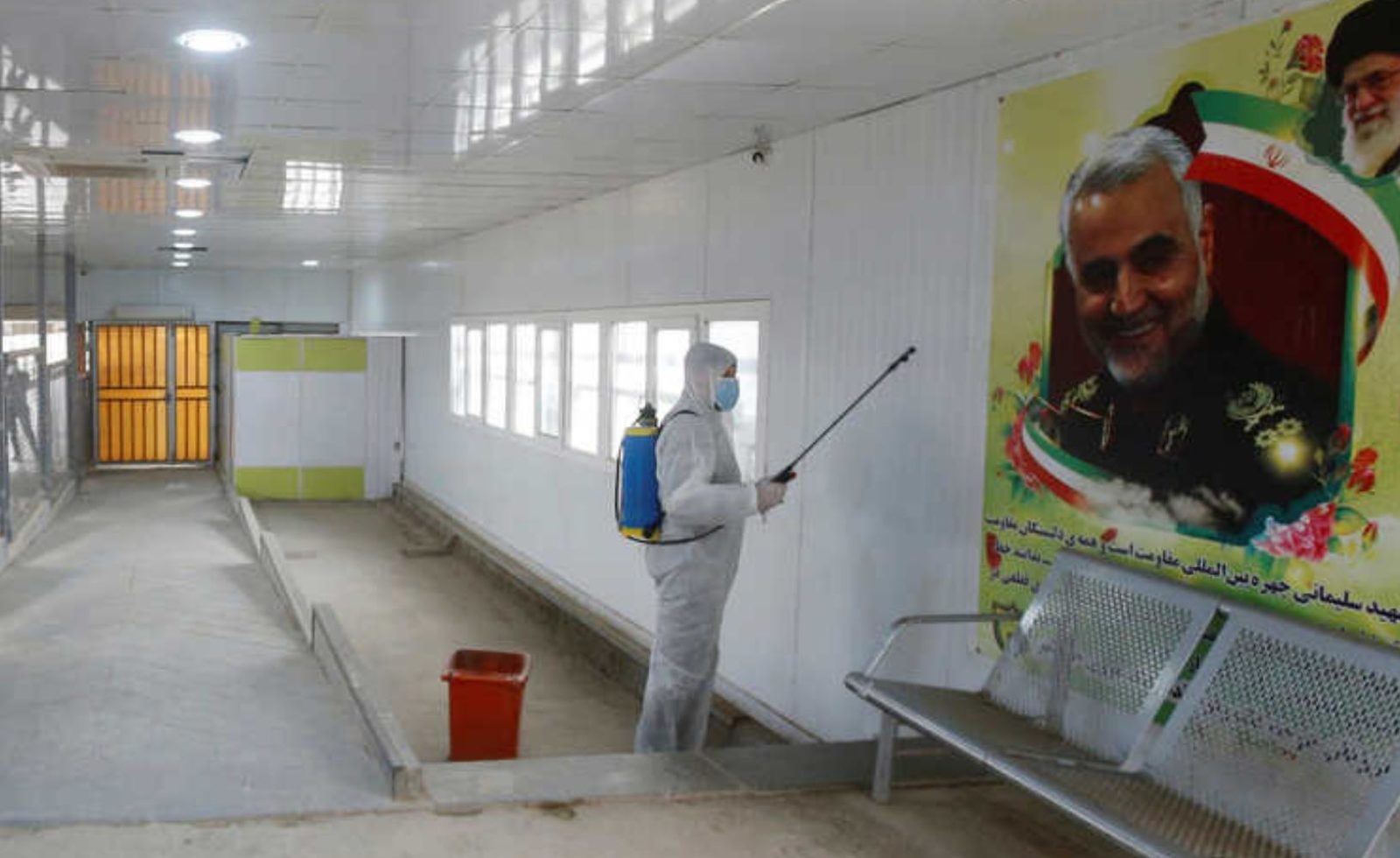 Screenshot at 23-35-25