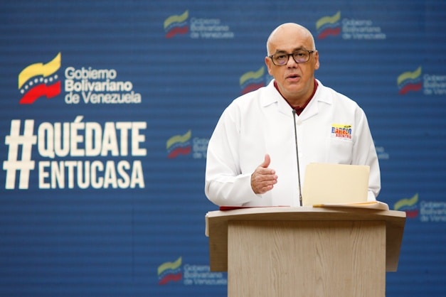 01_zcl9041_w1586456464