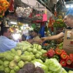 2010-07-15-stalin-mercado-quinta-crespo-085