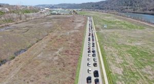 2531277_web1_ptr-FoodBankLine2-040720