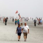 27390140-8234877-Thousands_of_people_flocked_to_Florida_beaches_for_the_third_day-a-47_1587331767062
