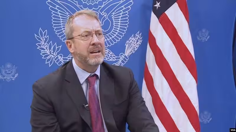 1588897521428217899g