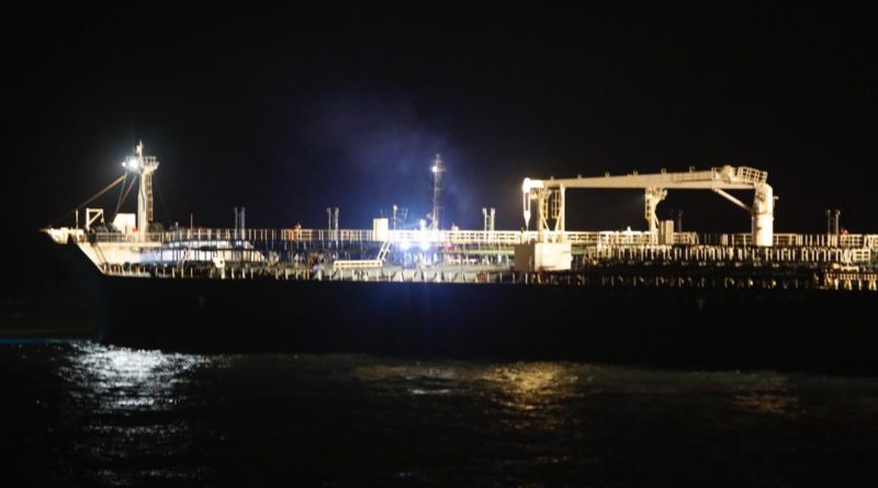 Photo Gallery: El Aissami Received Iranian Tanker “Fortune” in “El ...