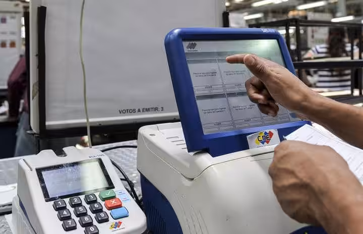 eight_col_000_14X9XD