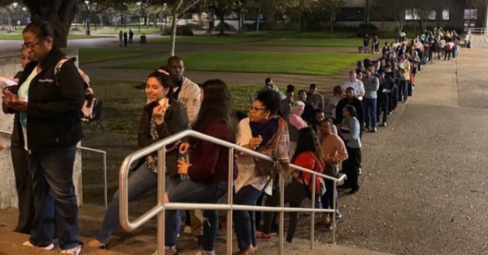 new_texas_line_2.5_hrs_after_polls_closed_espeg0tu0aafmjj