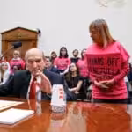 merlin_150638298_dd6fdf0b-8935-45cd-a63f-d689dd107844-superJumbo