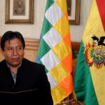 1280px-Héctor_Timerman_and_David_Choquehuanca_2010