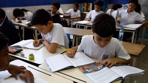 165766292c412a7756eb0f319103df0a_article