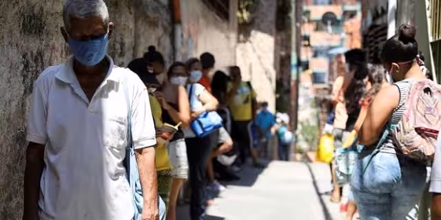 venezuela-cola-por-alimentos-660x330