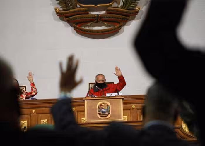 24c465d46045278065c4cfc6d19e8404