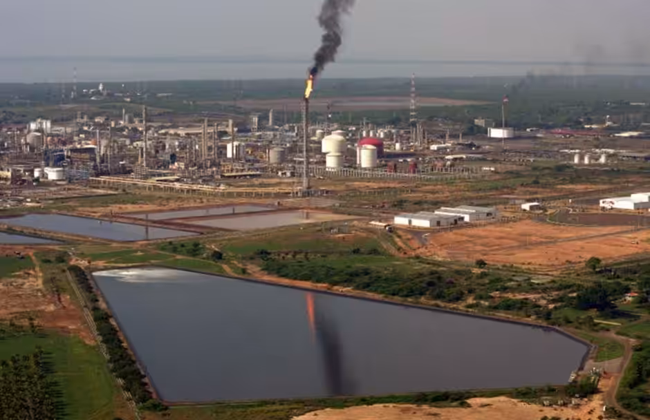 Complejo_Petroquimico_El_Tablazo