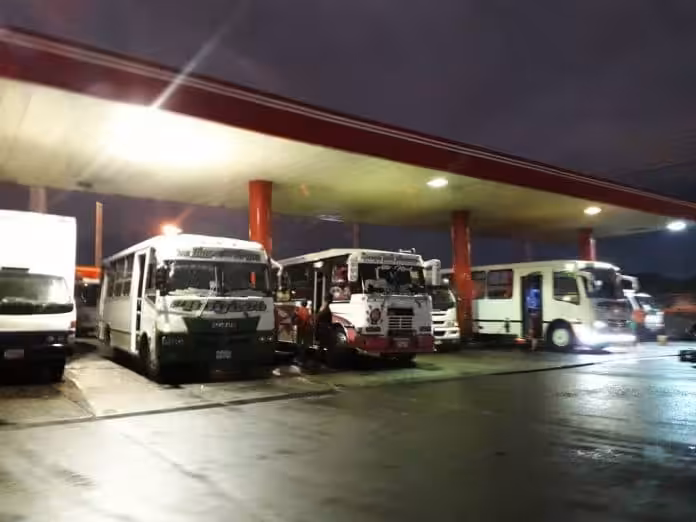 estacion-el-prado-gasoil-diesel-696x522