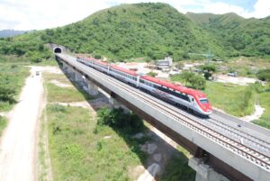 Caracas Valles del Tuy train