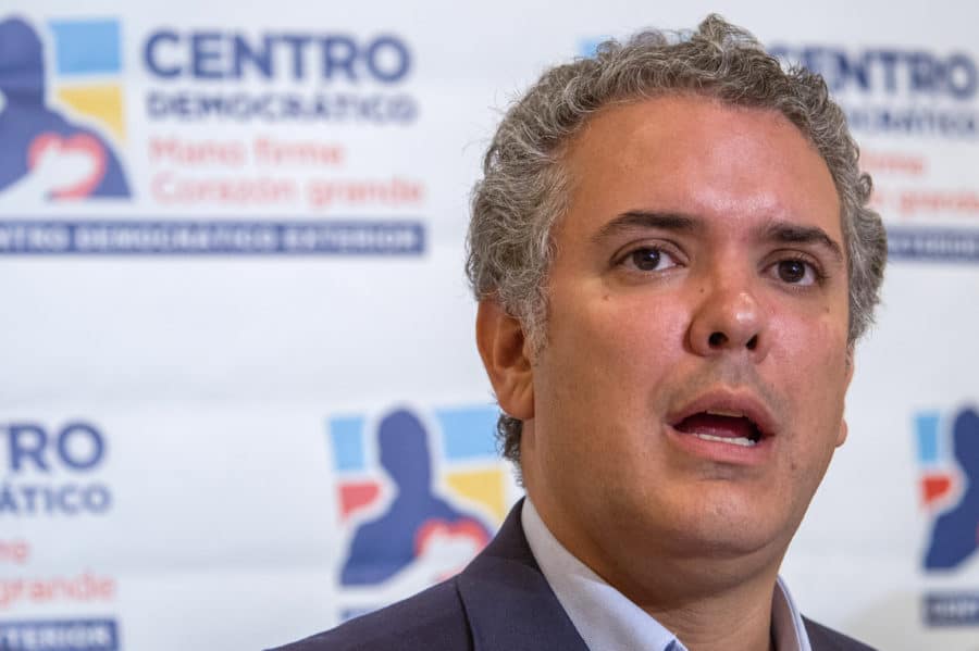 "Those who do not have the accreditation of being Colombian citizens at this time, and who do not have their immigration status regularized, of course they will not" will be immunized, said the president. File photo.