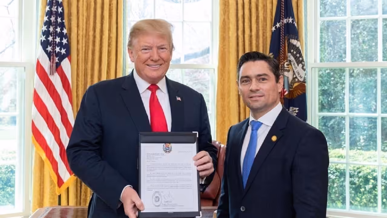 8CE090F1-9F50-4A15-925F-27C400A43958