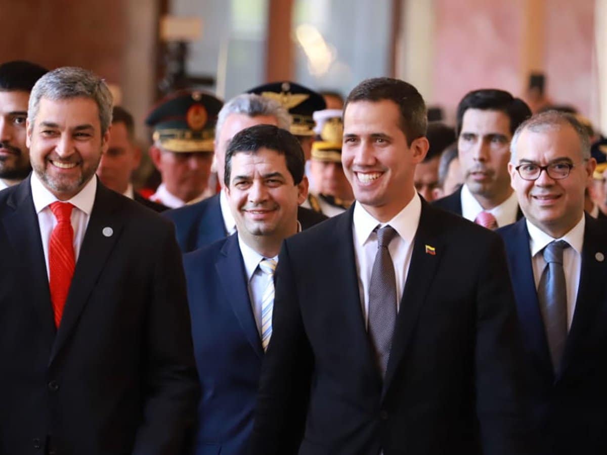 Featured image: Former deputy Guaido and President Abdo looking very happy during the visit of March 2020 and their tricky businesses. File photo.