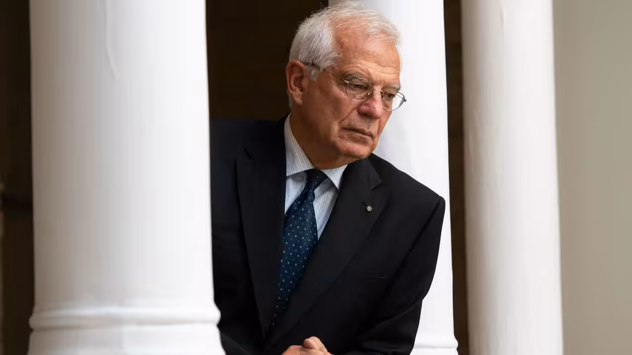 Featured image:  Josep Borrell Fontelles in his labyrinth. File photo. Flickr MAEC.