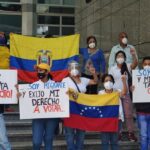 Featured image: There are about 10 thousand registered voters in Venezuela who denounce delay in the process of installation of voting tables and lack of information for the 7F elections in which the Ecuadorian people will elect a new president. | Photo: Twitter/@LeonelTeleSUR.