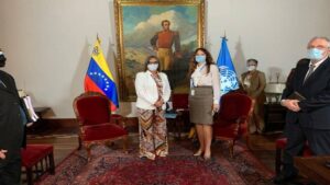 Featured image: Special UN Rapporteur on the impact of Sanctions on Human Rights, Alena Douhan met with the president of the CNE, Indira Alfonzo.
