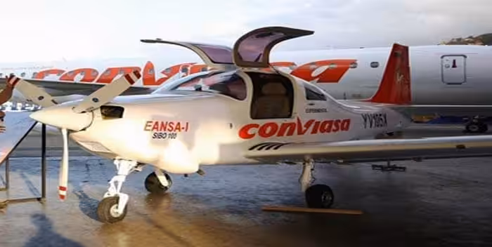 Featured image: SIBO the new and first in house Venezuelan aircraft commercialized by Conviasa.File photo.