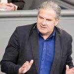 Featured image: German MP Andrej Hunko of the Die Linke party (Photo: Michael Kappeler / DPA).