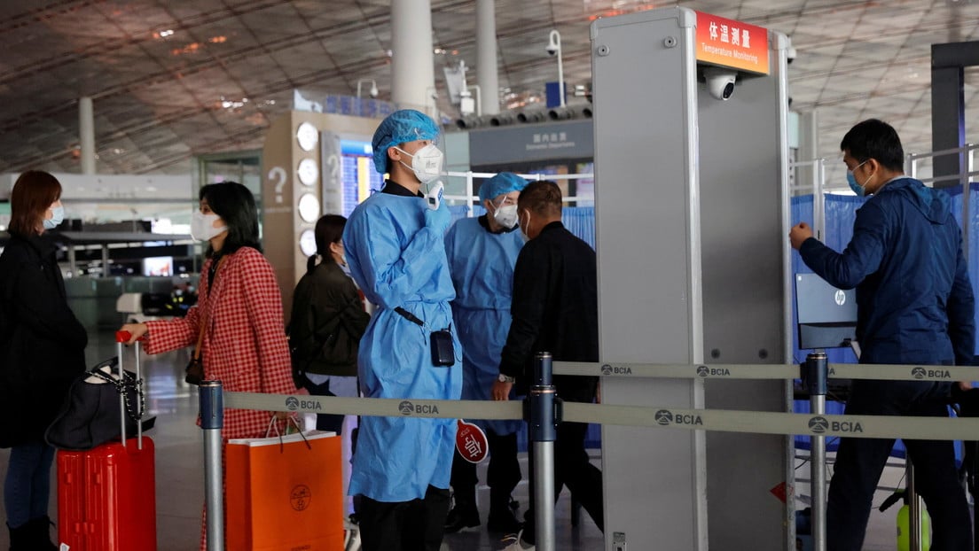 Medical personnel in Beijing, China Photo: Thomas Peters/Reuters