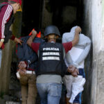 Featured image: Criminal gangs in Venezuela have shown connections with Colombian paramilitary groups and United State agencies as the DEA. File photo courtesy of RedRadioVE.