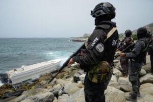 Featured image: Police and military commandos during the neutralization of Operacion Gideon near Macuto, La Guaira state. File photo.