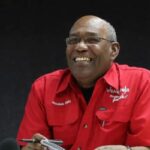 Featured image: Aristobulo Isturiz one of the historical leaders of the Bolivarian Revolution and Chavismo passed away this Tuesday, April 27. File photo.