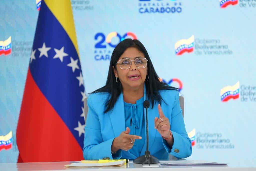 Featured image: Maduro's administration present trough its Vice President Delcy Rodriguez in the Ibero-American Summit this Wednesday, April 21, disregarding all the complaints of right wing governments. Photo courtesy of Prensa Presidencial.