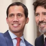 US puppet Juan Guaidó takes selfie with Canadian Prime Minister Justin Trudeau in January 2020. (File photo)