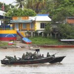 Featured image: Venezuelan military expelling Colombian narco paramilitary gangs and defending the population in Apure state. (AP Photo/Fernando Vergara)