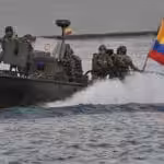 Featured image: Colombian navy platoons deployed in the border with Venezuela in Arauca, an area controlled by narco paramilitary gangs. File photo.