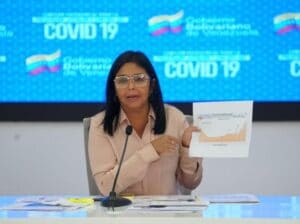 Featured image: Vice President of the Republic, Delcy Rodríguez, during the weekly report of covid-19 incidents.