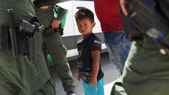 In 2020 alone, 5,768 children went missing in more than a dozen European countries, including Greece, Italy and Germany (Photo: John Moore / Getty Images)