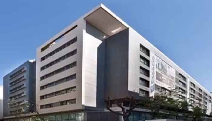 Featured image: Milla de Oro, the building in the Madrid neighborhood of Salamanca where the Venezuelan extreme right fugitive is leaving the life of rich and famous. Photo courtesy of Lechuginos.com.