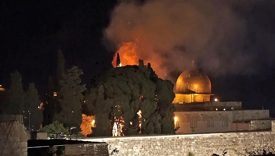 Featured image: The Al-Aqsa mesquite, a UN cultural heritage landmark, on fire after Israeli and settler attacks on Monday, May 10. Photo courtesy of Turkey News.