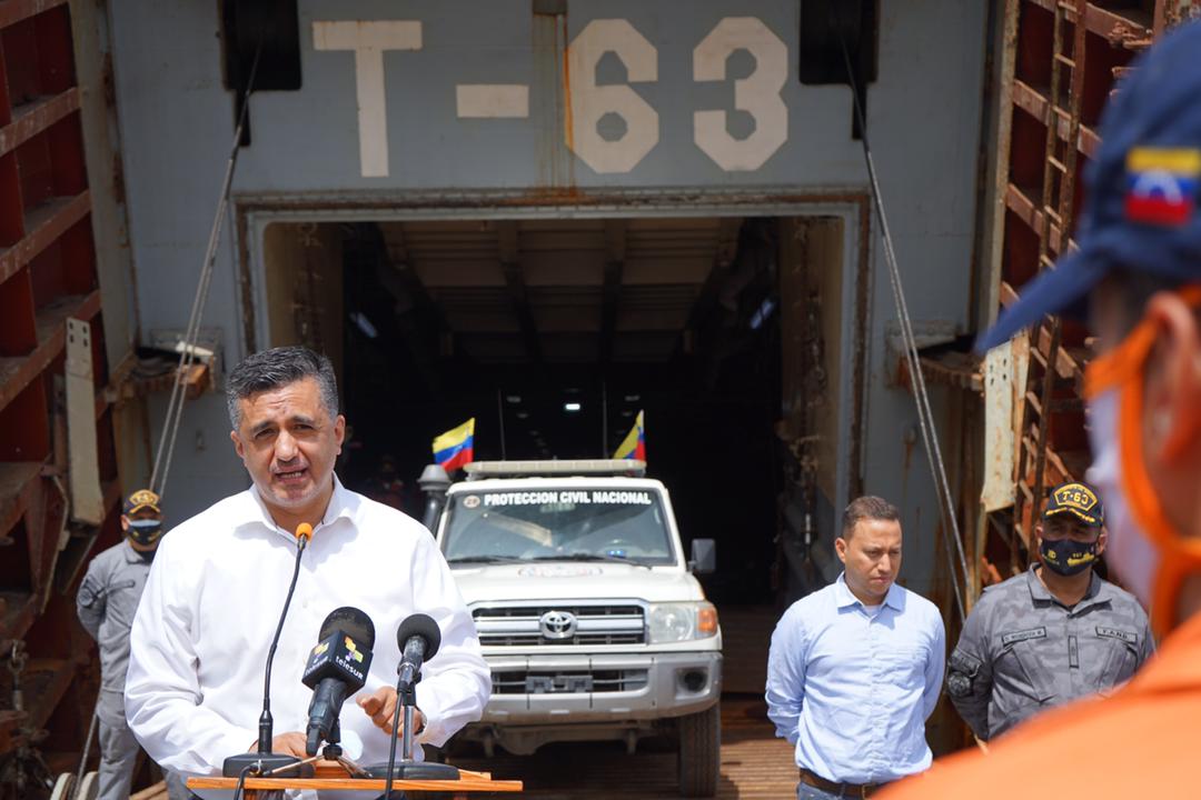 Featured image: Sacha Llorenti, the Secretary General of ALBA-TCP delivering new humanitarian aid to Saint Vincent and the Grenadines and recognizing the humanitarian work carried out by Venezuelan and Cuban specialists for several weeks. Photo courtesy of @ALBATCP