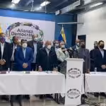 Featured image: opposition parties that took the election road in last parliamentary elections in Venezuela are uniting to make a block proposal to PSUV amid upcoming regional elections. Photo courtesy of @HenriFalconLara