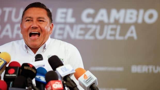 Featured image: Venezuelan opposition politician Javier Bertucci during a press conference. File photo.