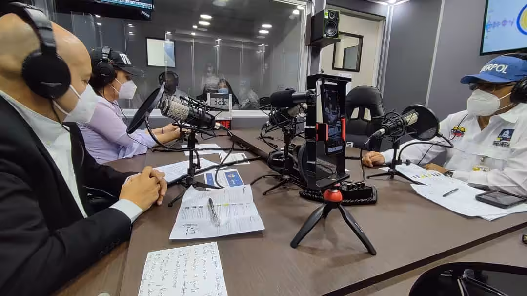 Venezuelan Interpol authorities on a radio station. Photo courtesy of @ViisipMIJP