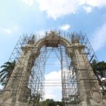 Featured image: Main arch in the Battle of Carabobo field located near the city of Valencia (Carabobo state). Photo courtesy of RedRadioVE.