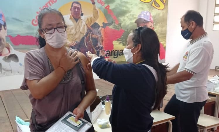 A Mexican refugee being vaccinated in Apure state, Venezuela. Photo courtesy of MPPRE.