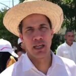 Featured image: Former deputy Guaido wearing a hat used in the East of Venezuela, a bit similar to those of the Mexhican Charros. File photo.